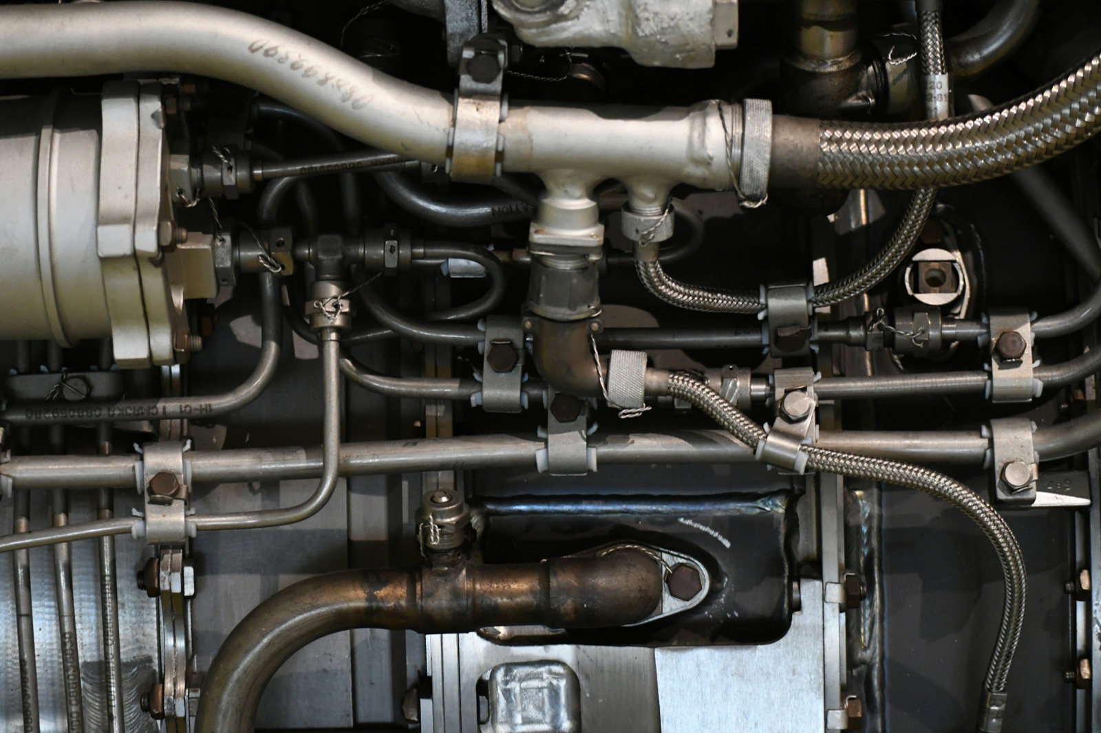 Automotive engine hose and fitting assembly for Heat-Resist™ high temperature cyanoacrylate